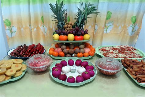 New Years Eve Food Tradition In The Philippines The Pinoy Juanderer