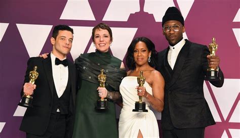 2020 Oscars Full Presenter Performer Lineups And Red Carpet Hosts