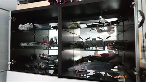 What Are The Best Display Cases For 132 Aircraft Miscellaneous