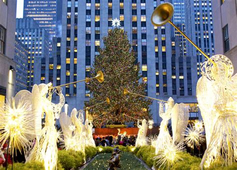 Guide To Christmas In New York City Events Parades And Lights