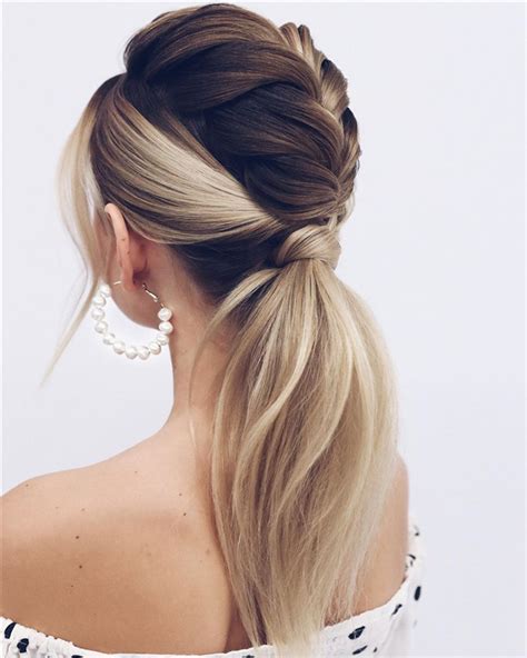 40 Pretty Prom Hairstyles For All Lengths Hair In 2020 Nailmon