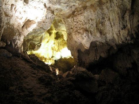 Voronya Cave La Grotta Più Profonda 2mila Metri Sotto Terra