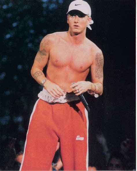 Untitled Eminem Shirtless In His Concent Anger Management