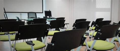 Unicredit banca di roma bank headquarters italian cbd central. Formazione in UniCredit spa, verso la strada giusta ...