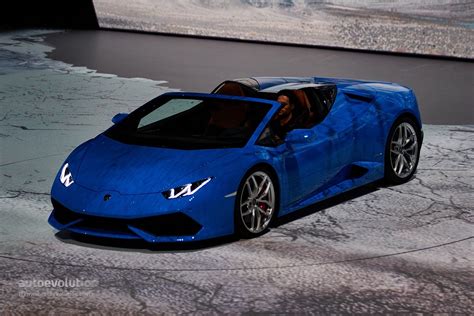 Ferrari design typically holds little restraint. Lamborghini Huracan Spyder Looks Like the Ferrari 488's ...