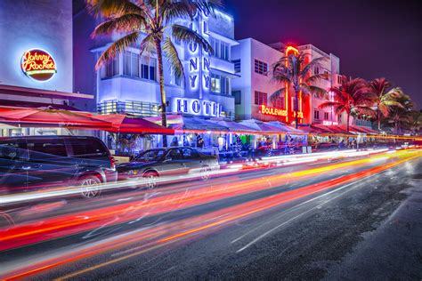 South Beach Miami Neighborhood Guide 2020