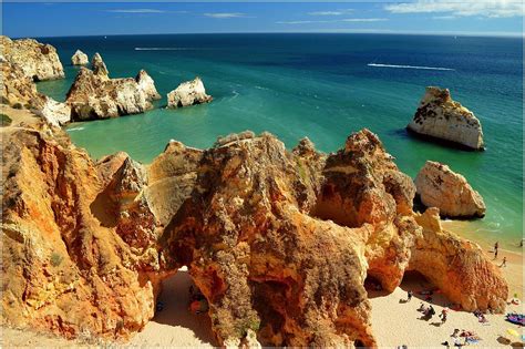 Whether you're planning to live in lisbon, get a holiday home or visit. File:Algarve, Portugal 2015 - Praia dos Tres Irmaos ...
