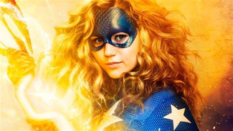 Stargirl Brec Bassinger Su Un Potenziale Crossover Dellarrowverse Restiamo Ottimisti