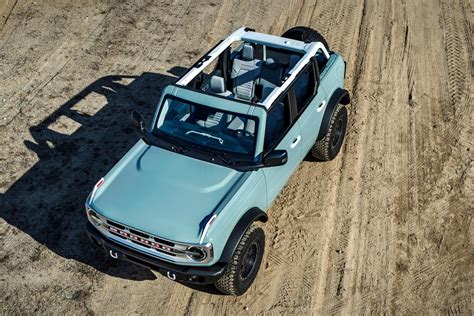 Check Out The 2021 Ford Broncos Cool Fastback Soft Top Carbuzz