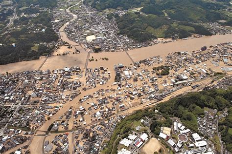 日 구마모토 기록적 폭우 최소 20명 숨져
