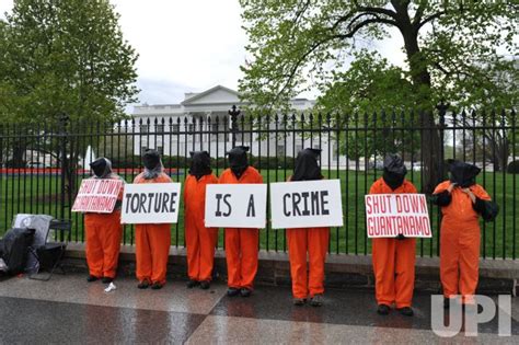 Photo Guantanamo Protest In Washington Wap20090422318