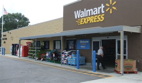 Walmart Planning To Build New Express Convenience Concept Store On