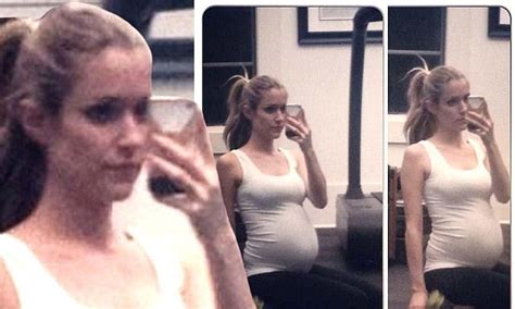 Kristin Cavallari Shares Another Pregnant Selfie On Instagram Daily