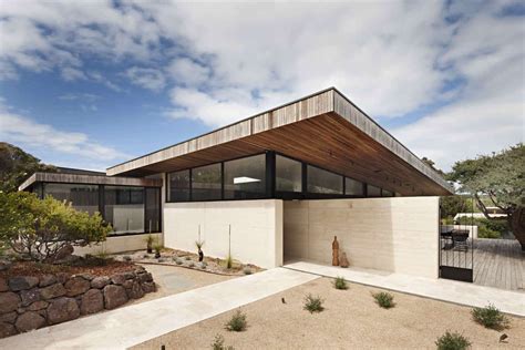 Coastal Home In Australia Showcases Rammed Earth And Timber Earth
