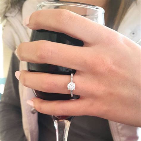 32 Amazing Engagement Ring Selfies A Selfie With An