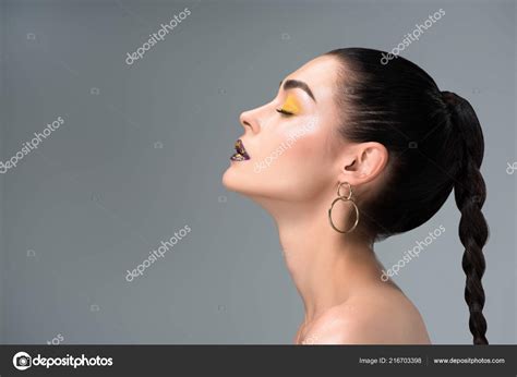 Picture A Girl Side View Side View Girl Stylish Makeup