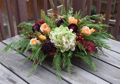 Table Flower Arrangements For Christmas Flower Love