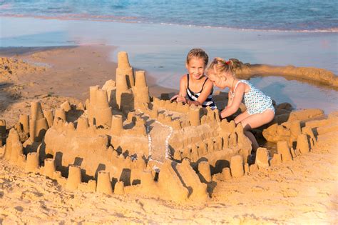 Building Sandcastles в 2023 г