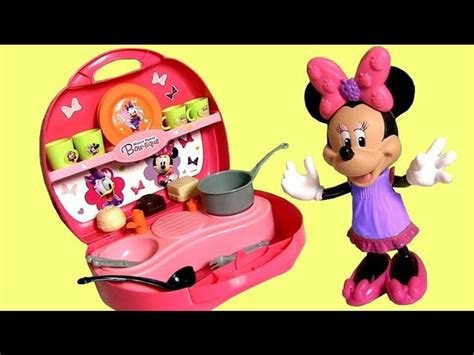 Minnies Mini Kitchen Bowtique Using Play Doh Disney Minnie Mouse