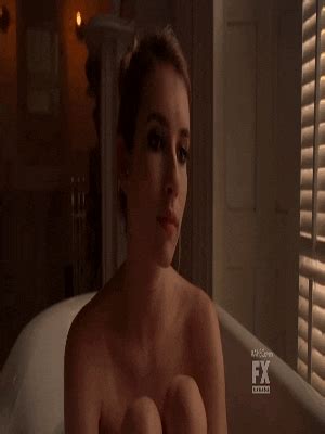 Sexy Emma Roberts Gif Find Share On Giphy