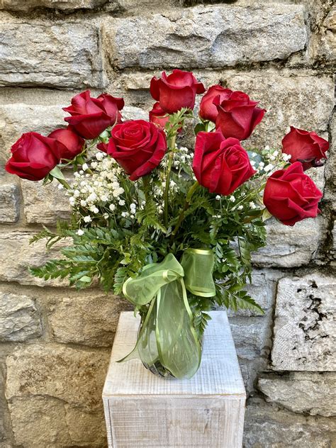 Red Roses Dozen In Vasefillergreenery Flower Mart