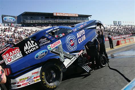 Nhra Winternationals Pro Stock Top Fuel And Funny Car