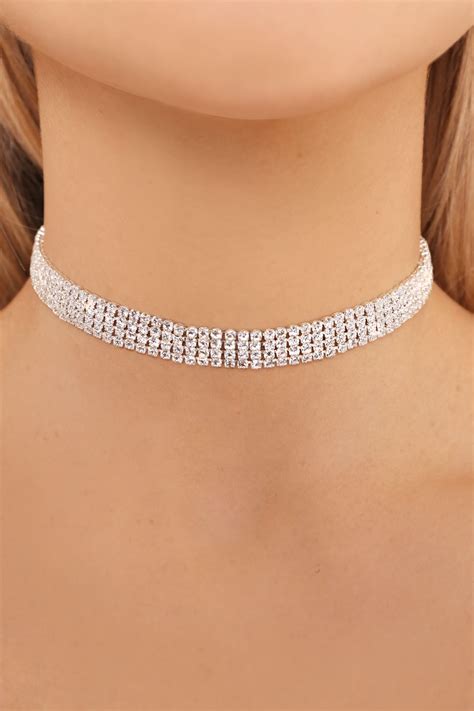 Silver Diamante Chain Choker With A Adjustable Fastening Chain Choker