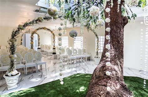 Bạn đã đến chapel of the flowers? Tree of Love Wedding Chapel Las Vegas | Royal Wedding Chapel