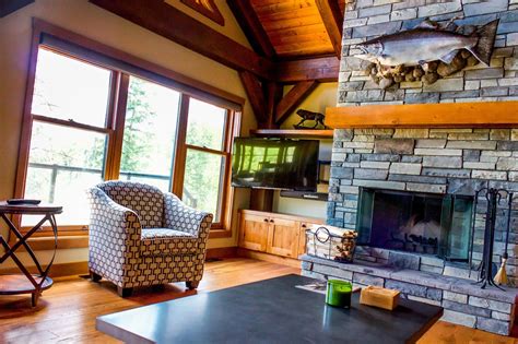 Cottage & cabin style timber frames. Beautiful Inside and Out: Building Basics: Timber Frame Cabins