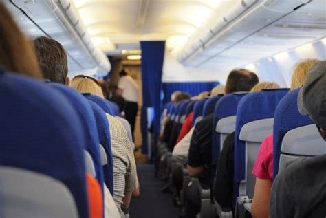 Tips For Dealing With Annoying Passengers Airline Travel Airline Flights