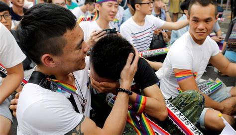 Taiwán Legaliza El Matrimonio Homosexual [fotos] Mundo Peru21