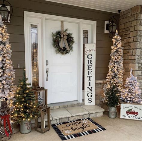 Front Porch Christmas Tree Ideas