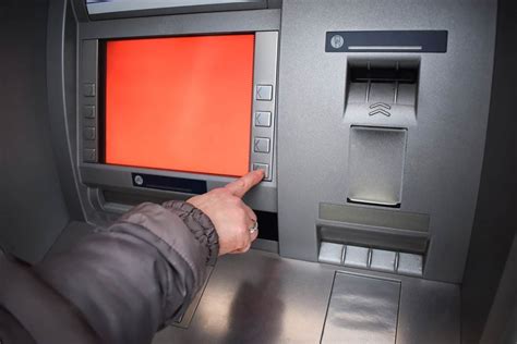 Senior Citizens Targeted For Bank Card Scams At Atms Across Nyc