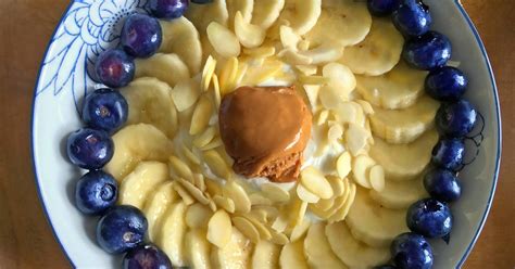 Banana Berry Greek Yogurt Bowl Recipe By Thisthatorganic Cookpad