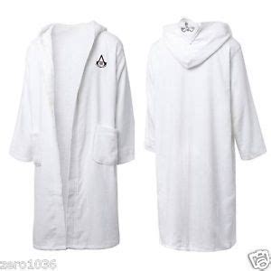 Assassin S Creed Bath Robe Bathrobe White Edition