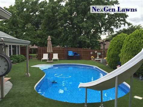 Keep Grass Out Of The Pool With An Artificial Turf Pool Decknexgen Lawns