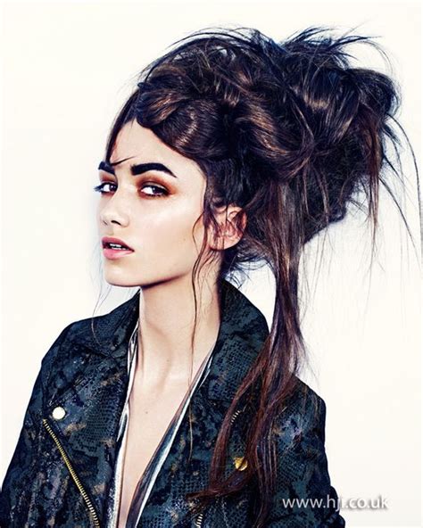 30 Cool Goth Hairstyles Trending This Year