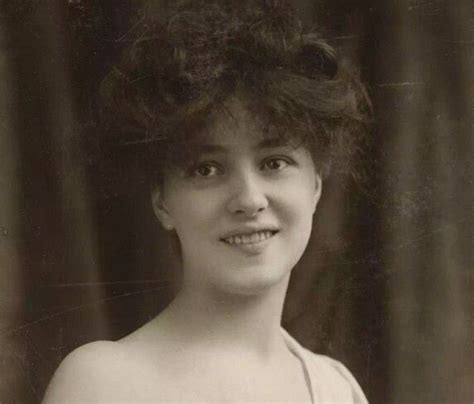 Heart-Rending Facts About Evelyn Nesbit, The Face Of The Gilded Age