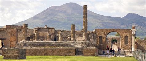 Pompeii Vesuvius Tour Guided Tour Of Pompeii Vesuvius