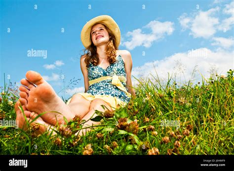 Summer Summerly Barefoot Put Sitting Sit Facilitate Ease Resting Relax