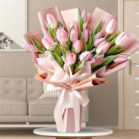 Send Buy Pink Tulips Love Flowers Online Arabian Flora Online By Florista