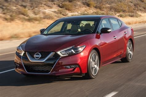 2017 Nissan Maxima Review And Ratings Edmunds
