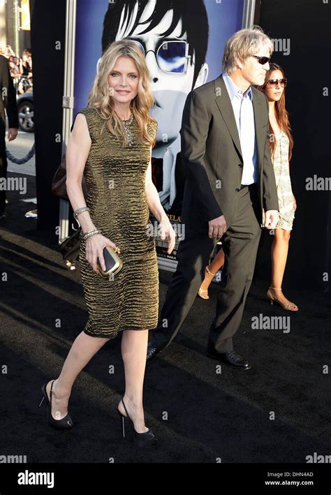 Michelle Pfeiffer David Kelley Hi Res Stock Photography And Images Alamy