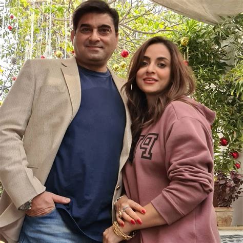 Nadia Khan With Her Husband Beautiful Latest Pictures Reviewitpk