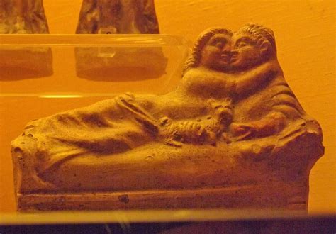 Ipernity Kissing Couple On A Kline Terracotta Figurine From Pompeii In The Naples