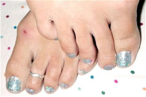 Young Nails Glitter Toes Technique Nails Magazine