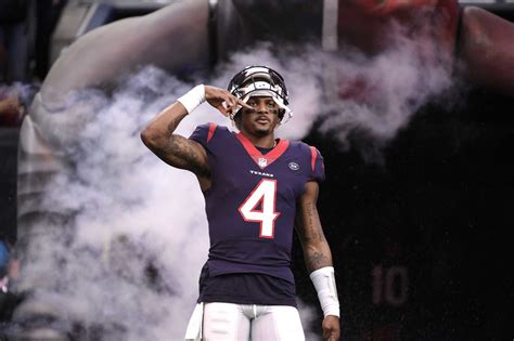 Enjoy hd wallpapers of deshaun watson every time you open a new tab. Explaining Deshaun Watson's 'wipe your nose' celebration ...