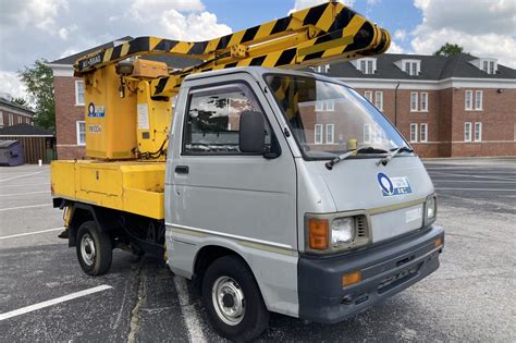 Compare by all inclusive price. No Reserve: 1991 Daihatsu Hijet Bucket Truck for sale on ...