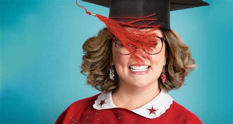 Melissa Mccarthy Heads To College In Life Of The Party Trailer
