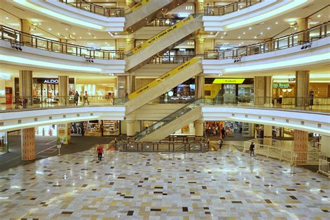 Opened in 1995, utama mall is divided into themed zones: Dr Noor Hisham: 1 Utama mall cluster in Selangor at sixth ...